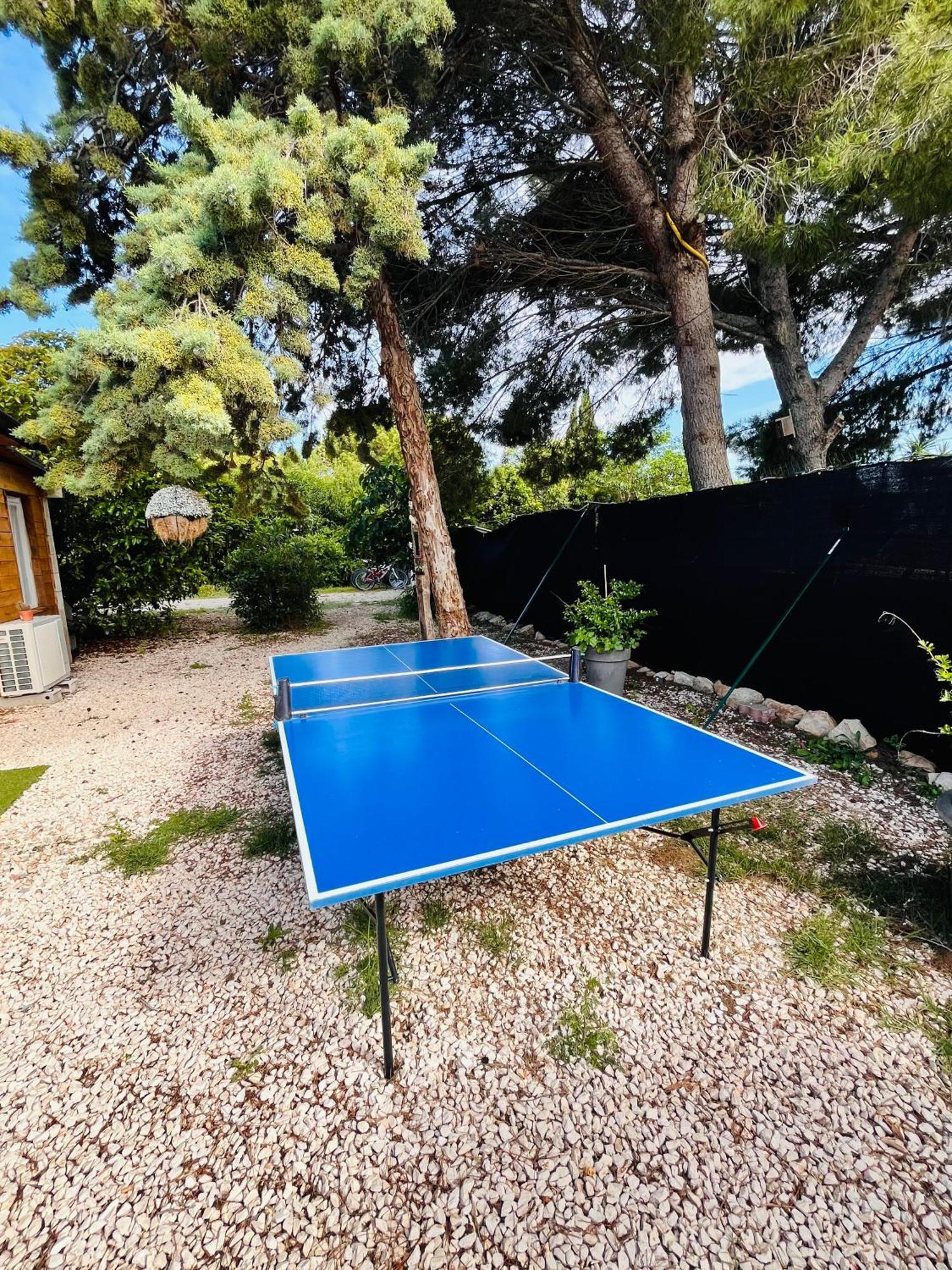 Location T3 Jardin Avec Piscine Villa Meze Exterior photo